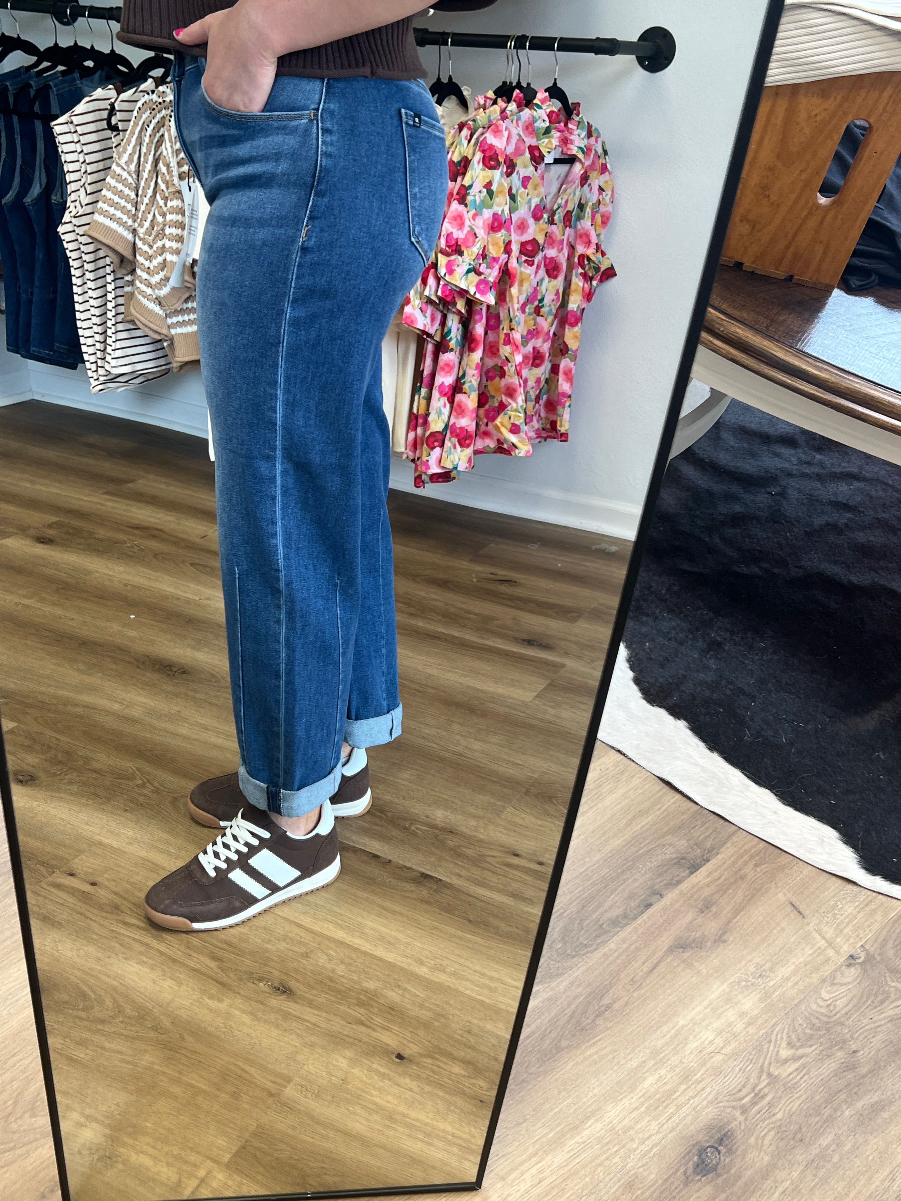 The Jaime Cuffed Barrel Jean