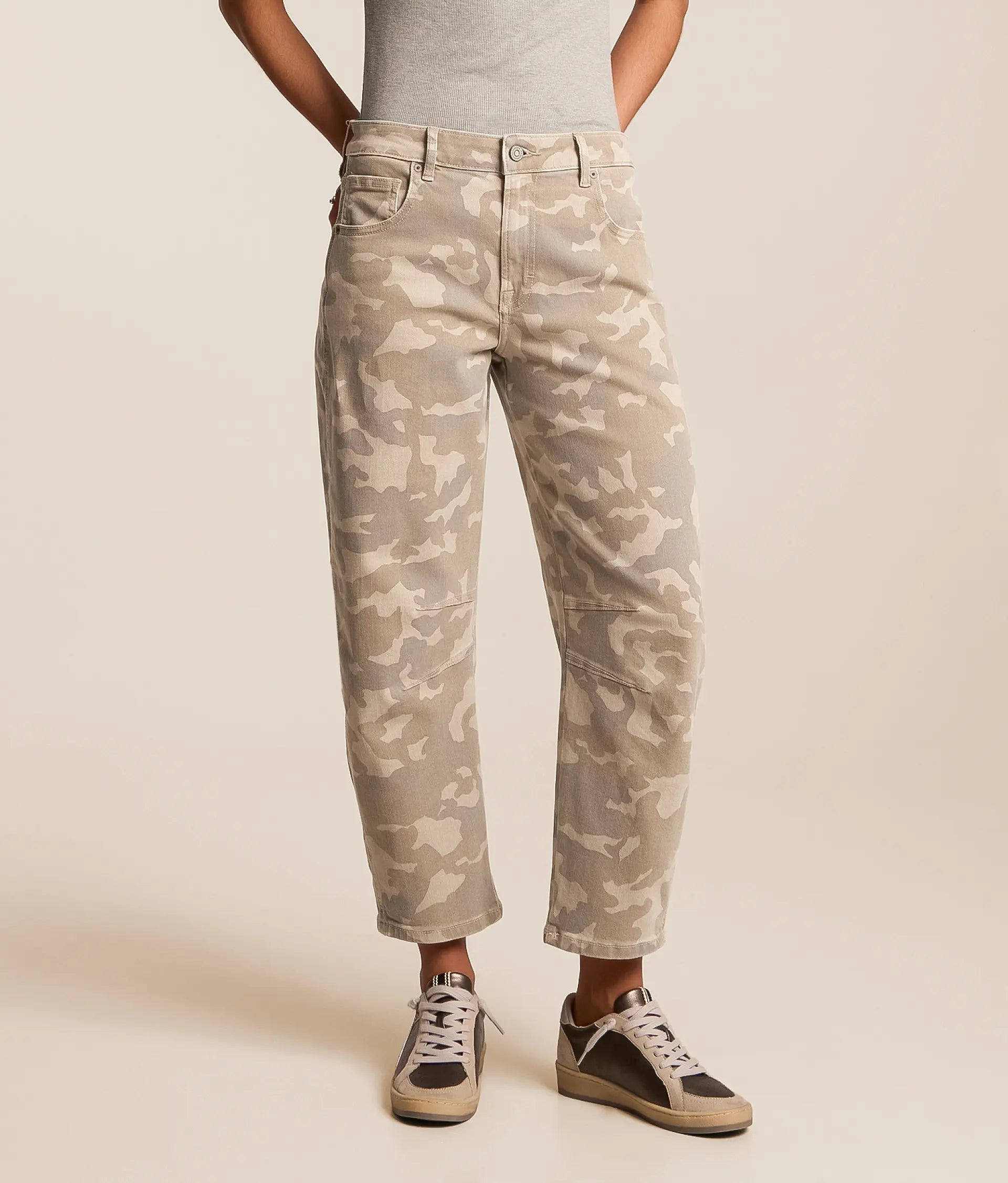 Hidden- Sammie Camo Wide Leg Barrel Jean